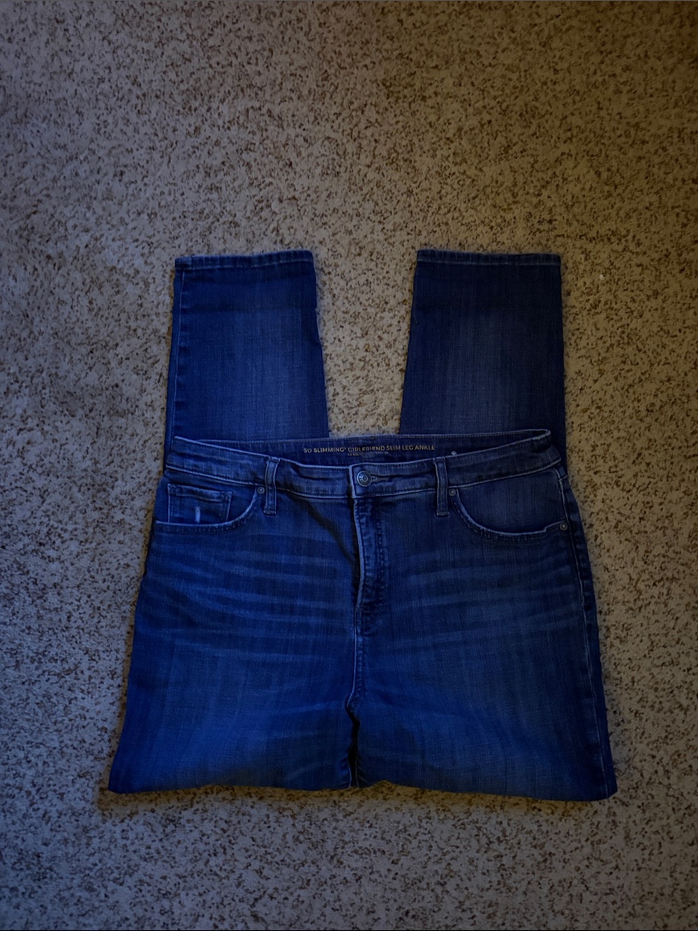 Chico’s Blue so slimming girlfriend ankle jeans size 1.5/ 10 inseam 26 - Picture 3 of 4